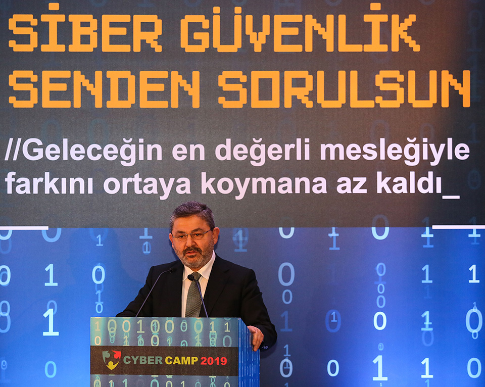 Turkcell Yönetim Kurulu Başkanı Ahmet Akça (3)